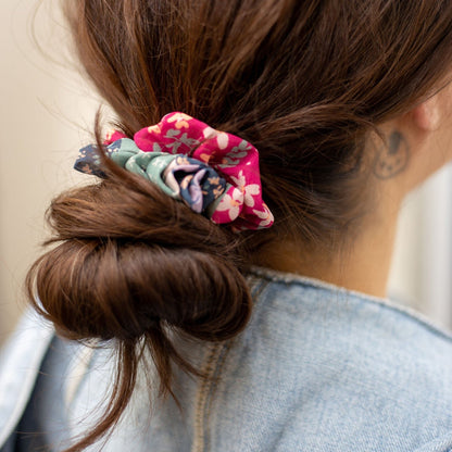 Chiffon scrunchie with a bun. 