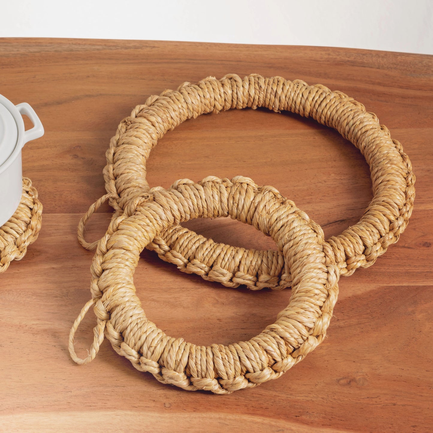 Blonde Round Woven Trivets